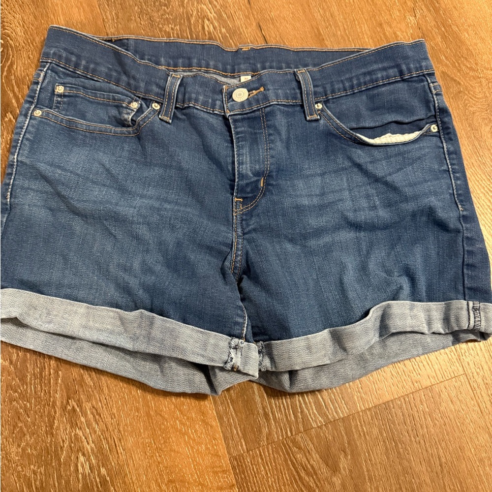 Levi shorts
